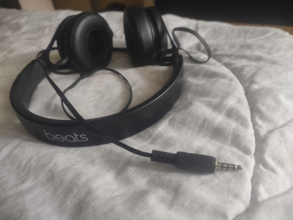 Beats by Dre кабелни слушалки