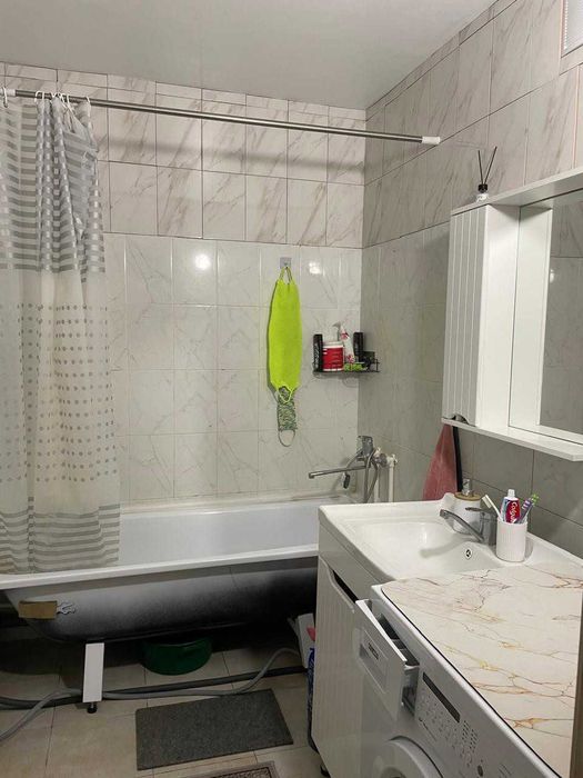 Продам  2-ком квартиру Аэропорт