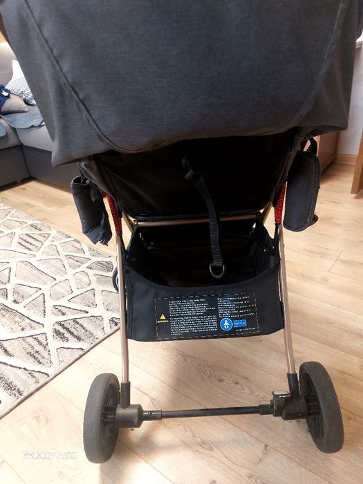 Продаю детскую коляску