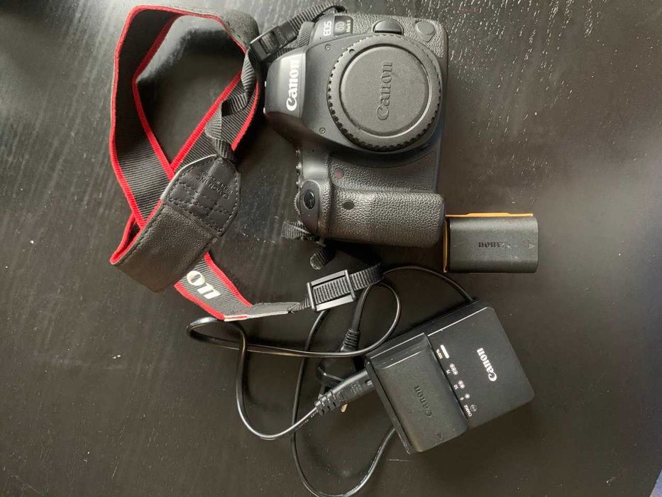 Canon EOS 6D Mark II (body)