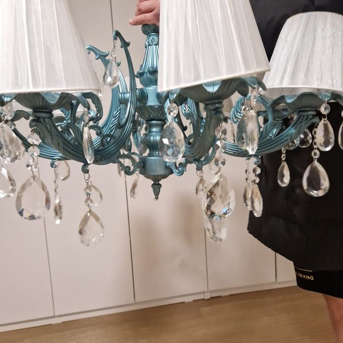 Продам Чешская хрустальная люстру