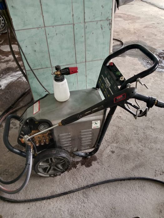 Продам аппарат для автомойки