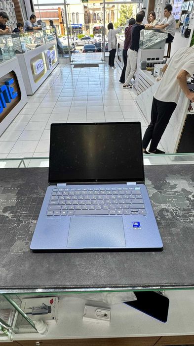Hp OmniBook Ultra flip