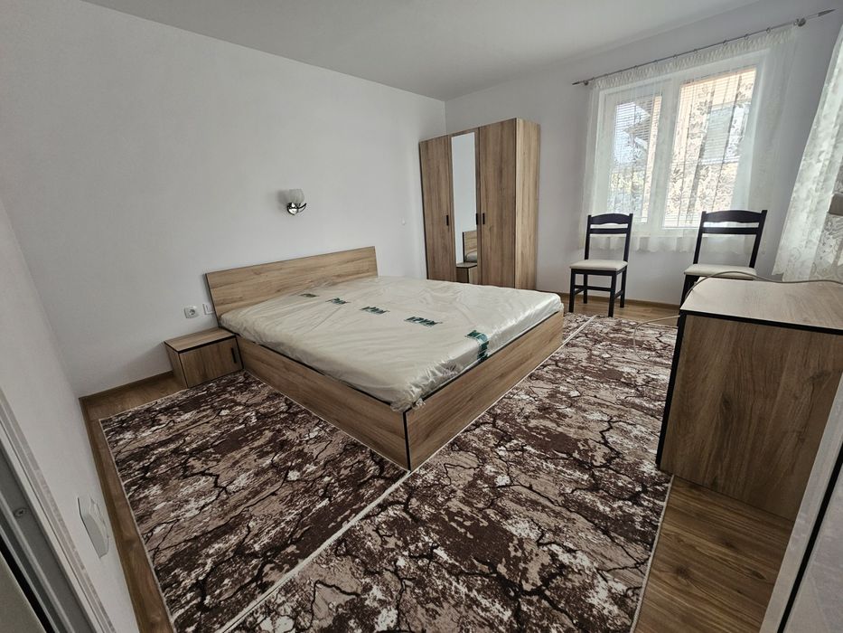 Давам под наем къща Костинброд