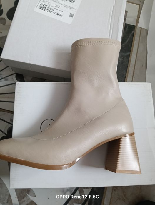 Ghetuțe cu toc 7 cm