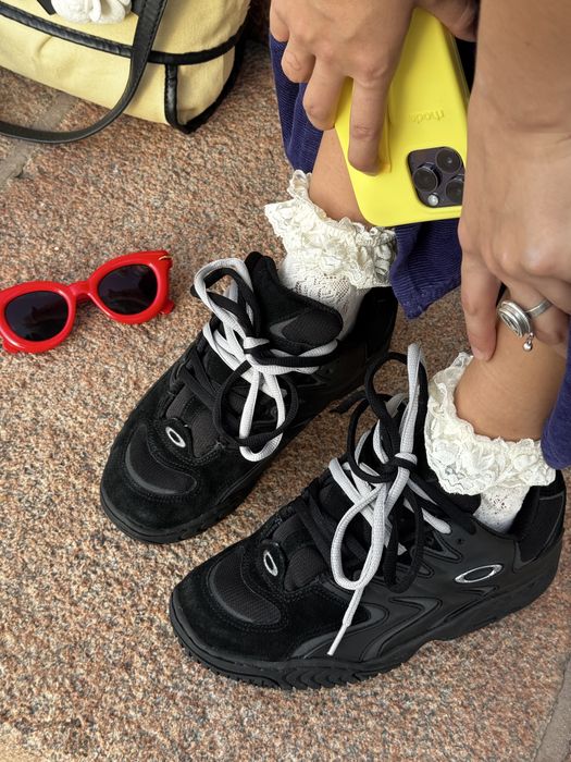 Кроссовки Oakley Switchback (Red Code 0.4)