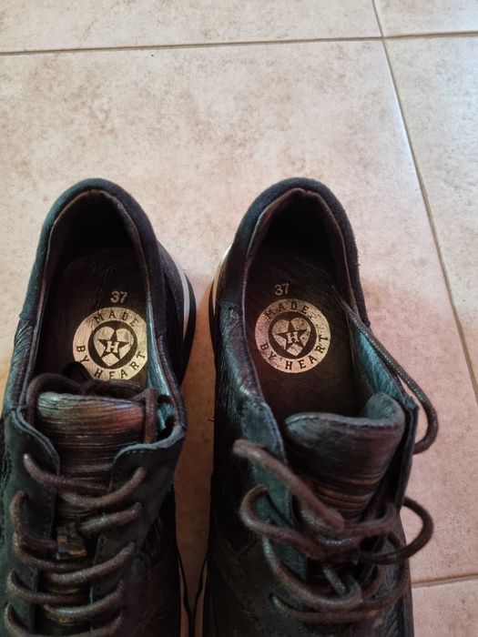 Маратонки и обувки  различни размери и цени