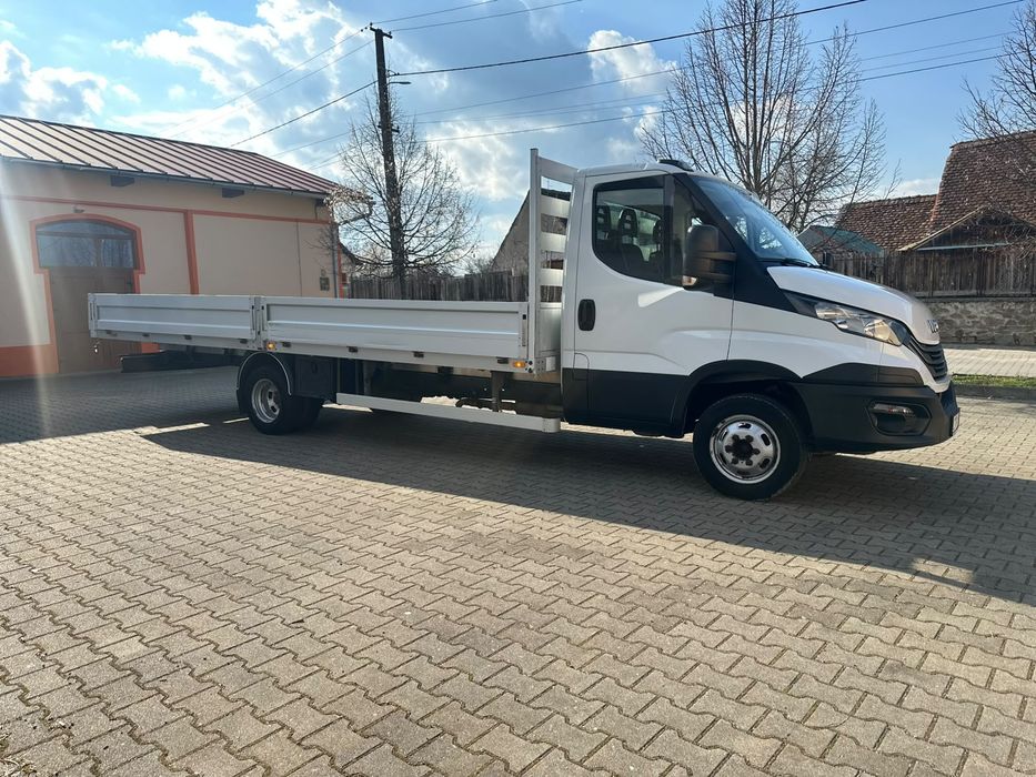 Iveco daily ,(2020)6.20 m , mercedes sprinter
