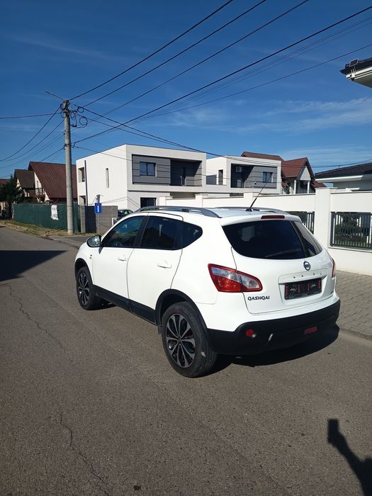 Nisan Qashqai 2012 de 1,5 .disel .Preț în euro