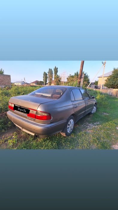 TOYOTA carina E. продам .