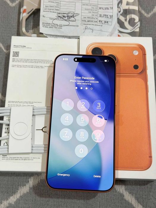 Apple iPhone 17 Pro Max 256 ГБ / 100% АКБ, Cosmic Orange / НОВЫЙ