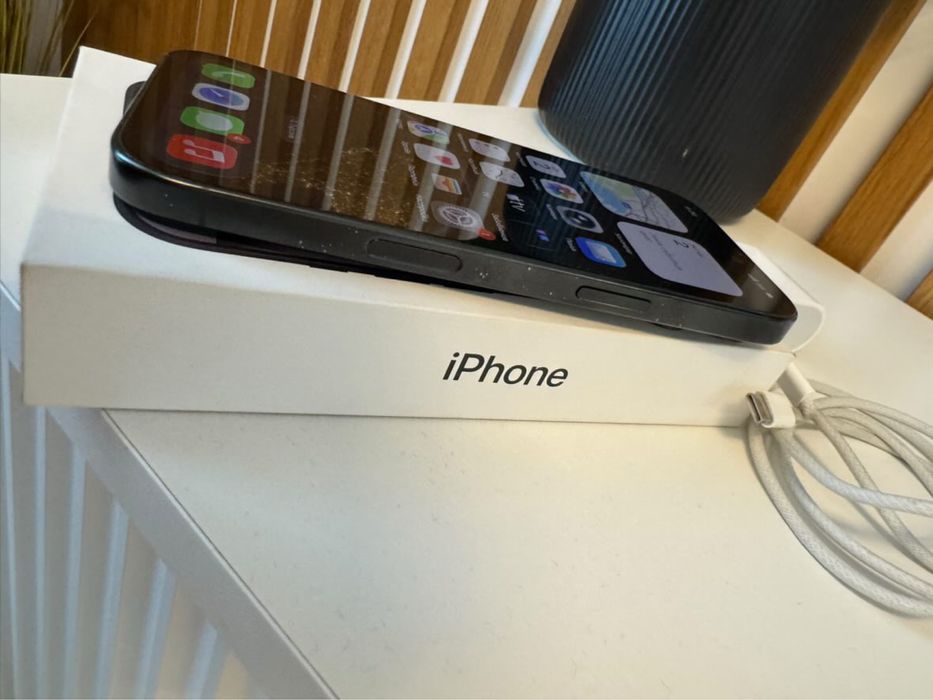 İphone 16 pro black