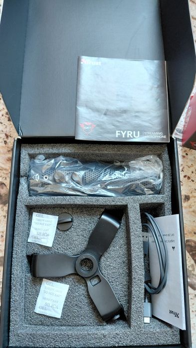 Fyru microfon gaming sau podcast