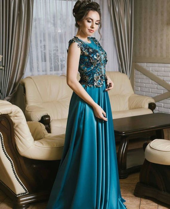 Официална бална рокля