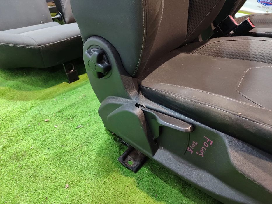 INTERIOR TEXTIL / SCAUNE + BANCHETE FORD FOCUS MK3 2015 1.0 BENZINA / HATCHBACK 2014-2019 COD OEM 1866468 / 2331530 / 2445897 / 1935088 / 1731092 / 1761867 / 1758567 / 1731091
