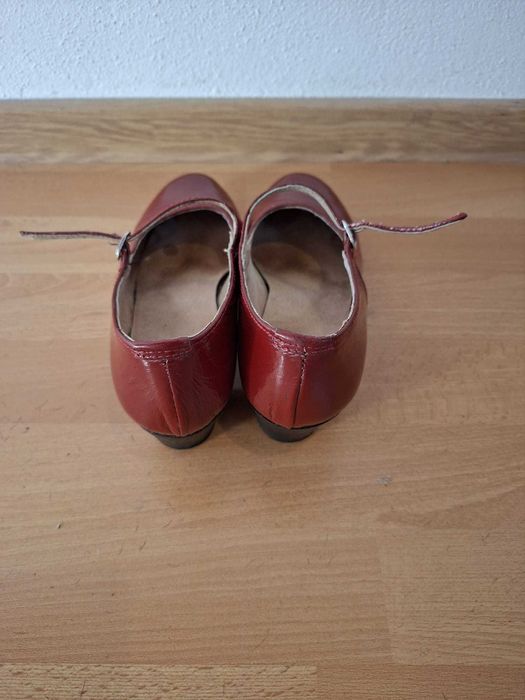 Pantofi de dans piele, dans popular, material piele