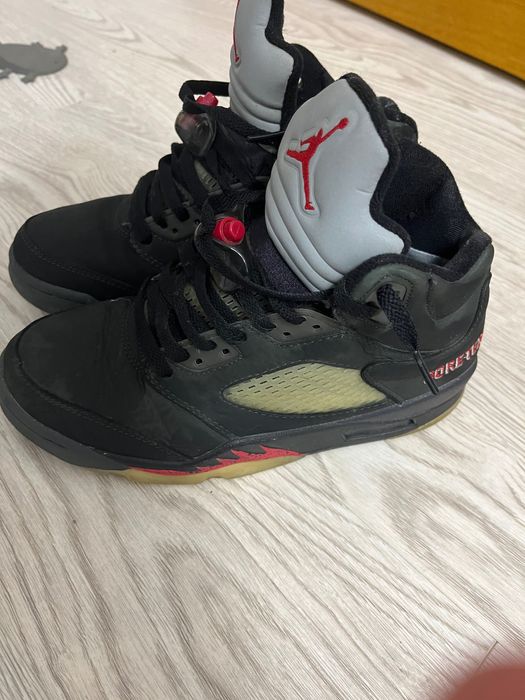 Jordan 5 gore-tex marimea 39,pret negociabil