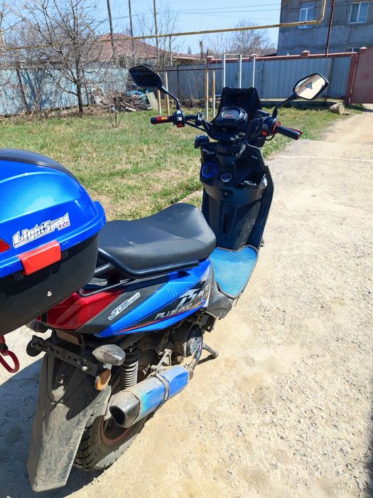 Продам мопед 150куб