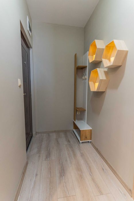 Продава се Четиристаен апартамент в Царево - 105 кв.м за 811 €/кв.м - Снимка #18