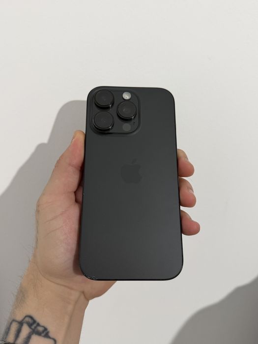 iphone 16 pro  neagu