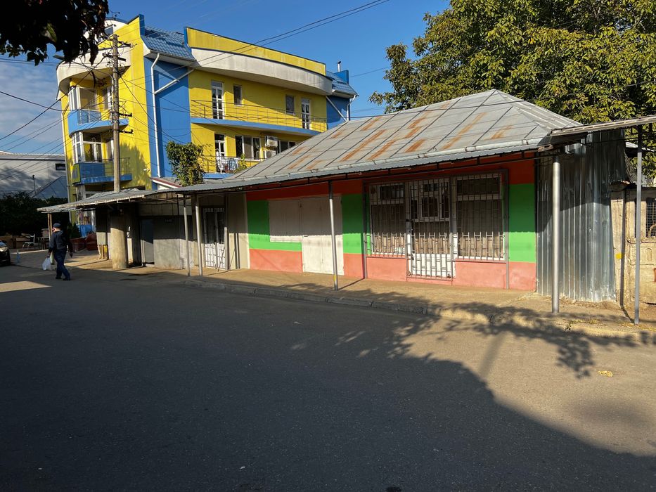 Teren + casa de vânzare Bârlad