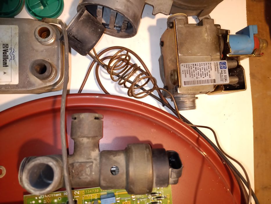 Vaillant Placa electronica Fluxostat Manometru Corp pompa