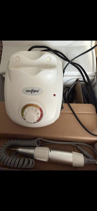 Cosmetica manichiura/ pedichiura