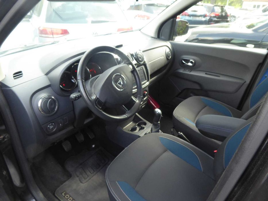 Inchirieri auto - Inchiriez masina  Dacia Lodgy - Diesel economic