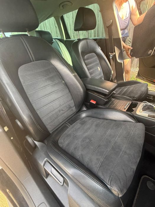 Vând Volkswagen Passat B6 Break-2010