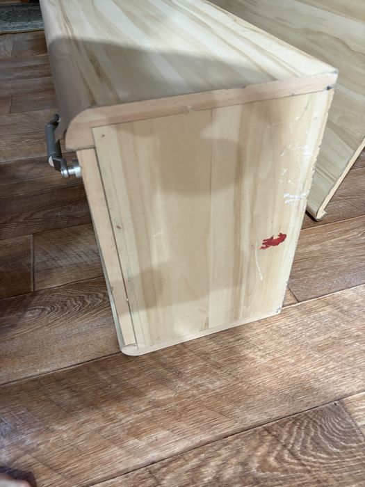 Срочно стол и гарнитуру для компьютера