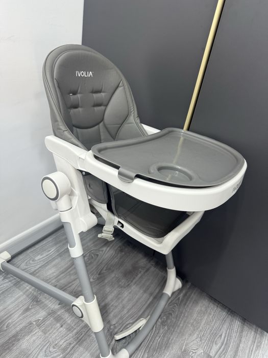 Детский стульчик IVOLIA для кормления