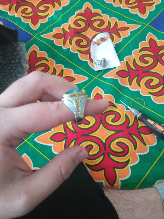 Кольцо серебро 10000тг Тагыда перчатки бар