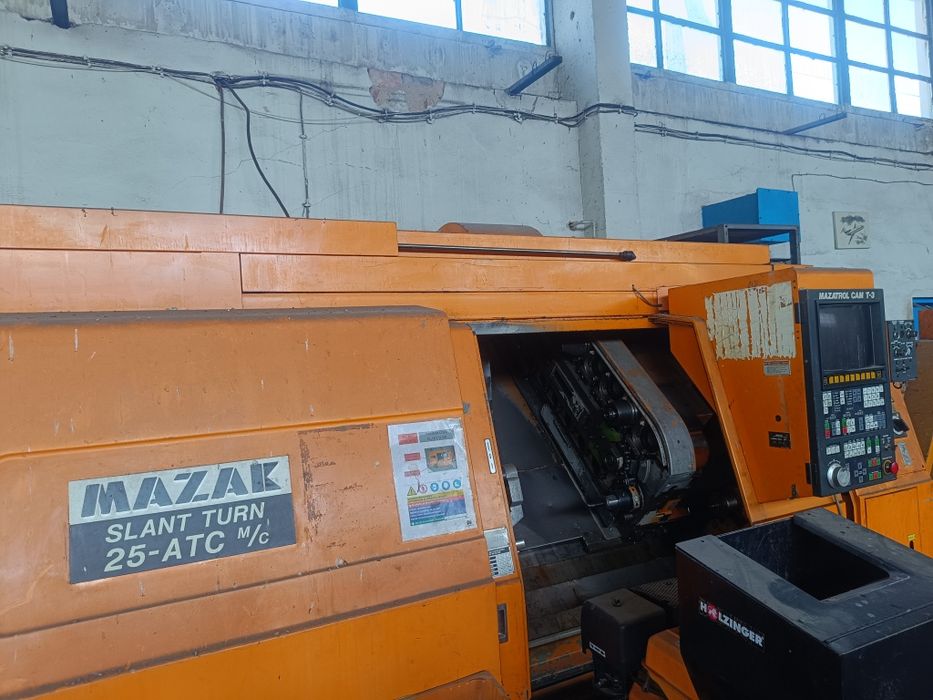 Продавам Мазак ST 25