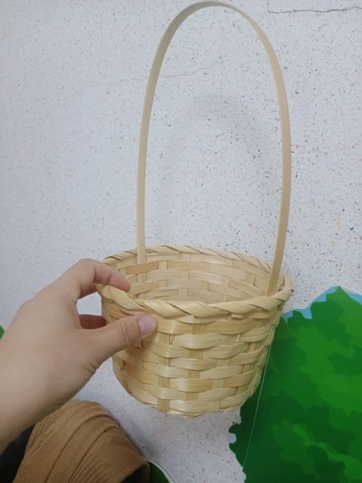 Продам корзину для цветы и фруктов