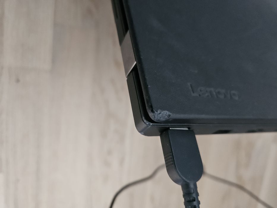 Lenovo T560 Core i5 gen6 2.4 ghz, 8GB Ram, SSD 256 - strare excelenta