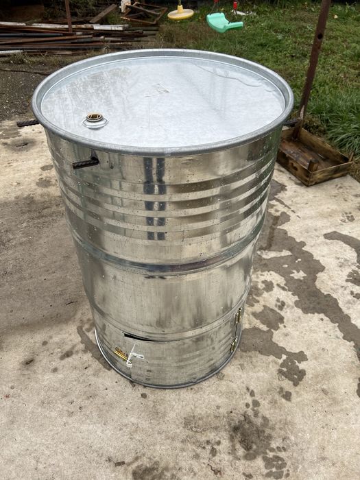 Afumatoare butoi zincat 200 litri