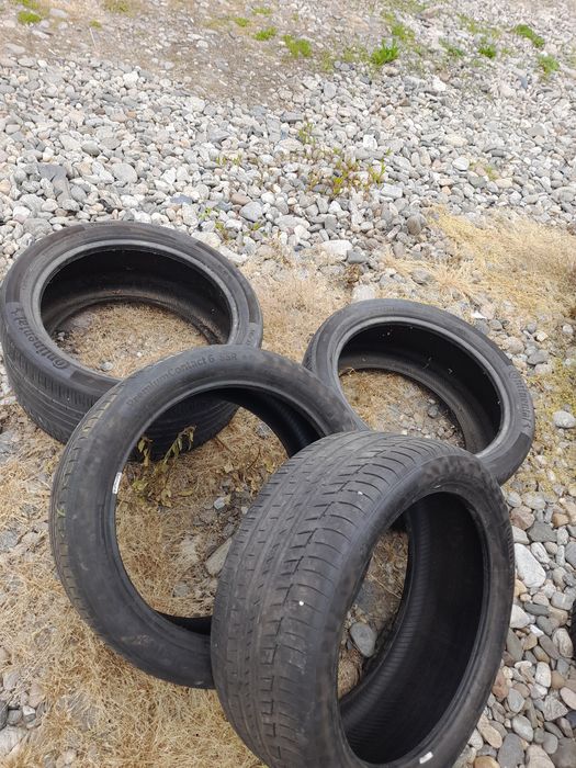 Vând 4 cauciucuri vara continental 275/40 r21 si 315/35 r21