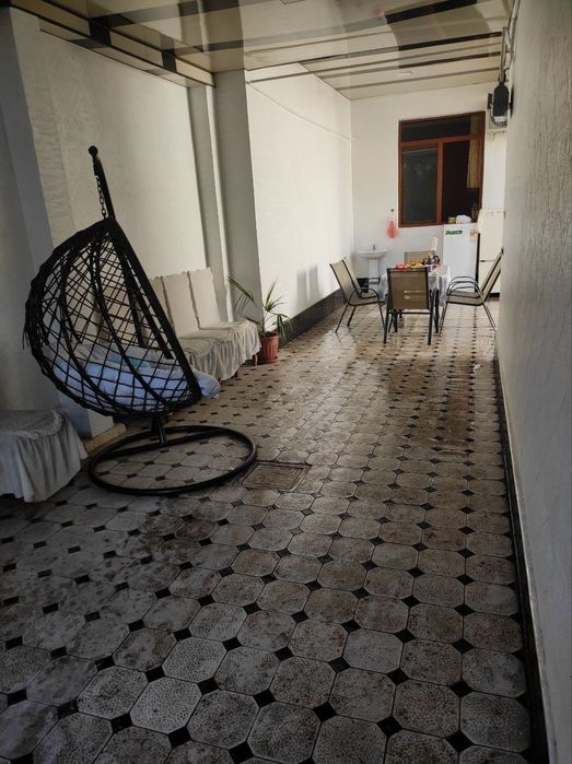 Комолон масжид йонида ховли сотилади срочнооо 2,7соту 6хона