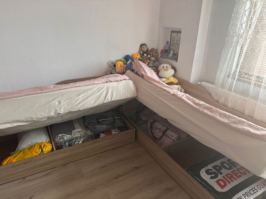 Ъглови легла с повдигащ механизъм