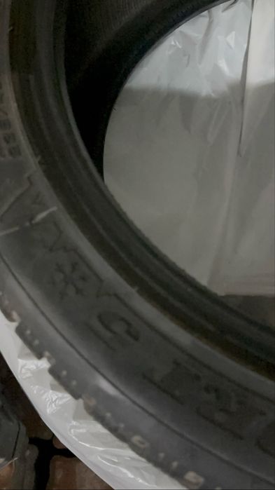 Продам зимние шины