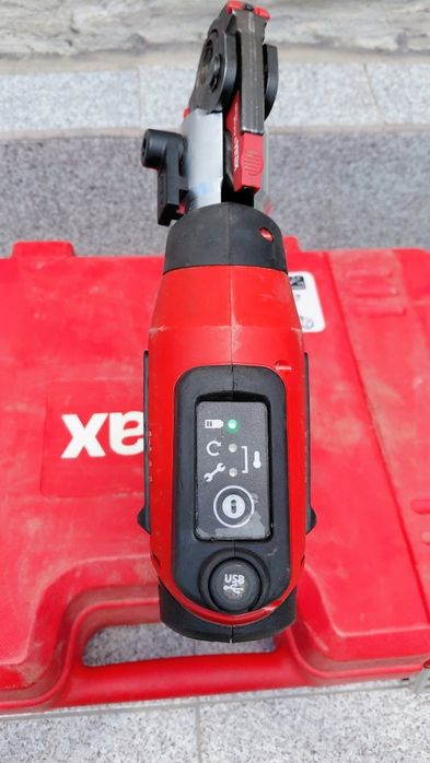 VIRAX M21+ Акумулаторена преса за тръби 18V