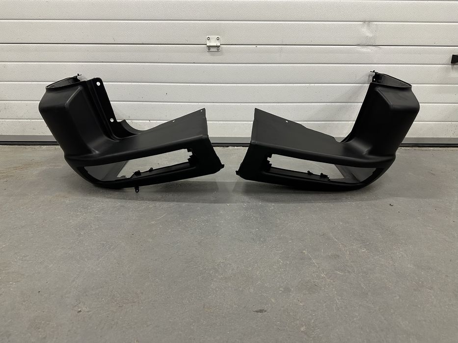 Угол  бампера Паджеро 3