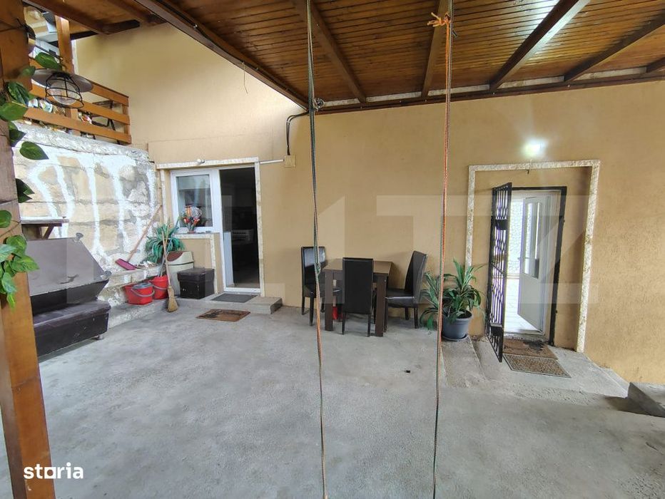 Casa individuala aproape de lac, 4 camere, priveliste superba, Sacalai