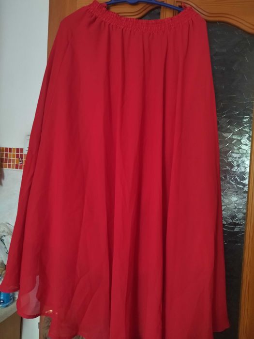 Костюм (юбка, топ, пиджак)