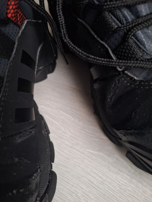 Ghete Adidas Clima proof