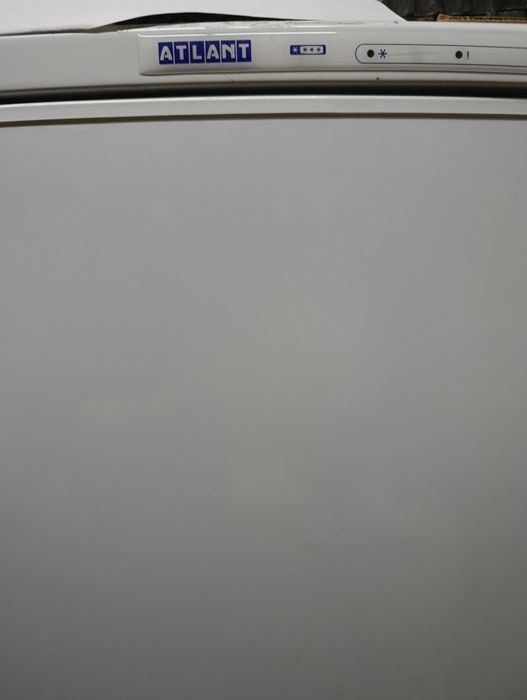 Продам морозильную камеру