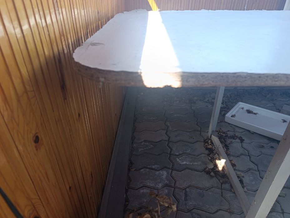 Стол садовый уличный