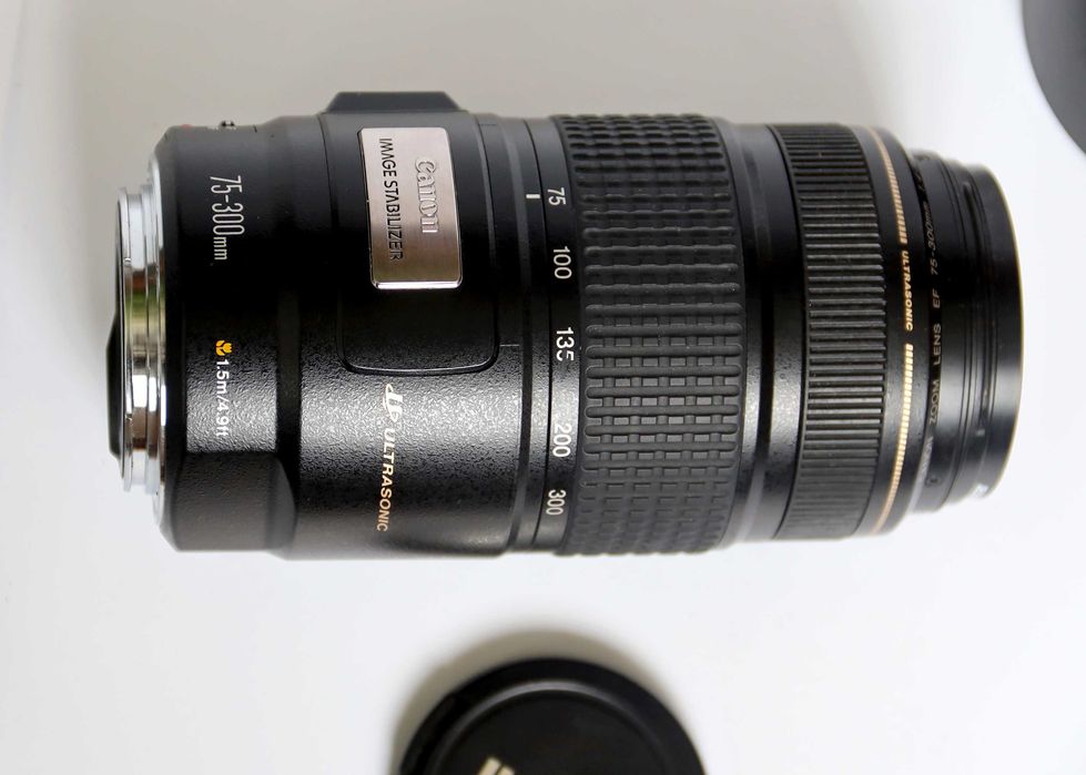 Обектив ЕF 75-300,1:4-5,6 IS.ULTRASONIK за КАНОН