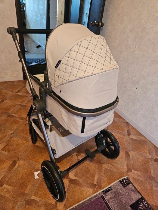 Продам детскую коляску