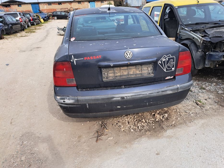 Фолксваген Пасат 1.9tdi на части !